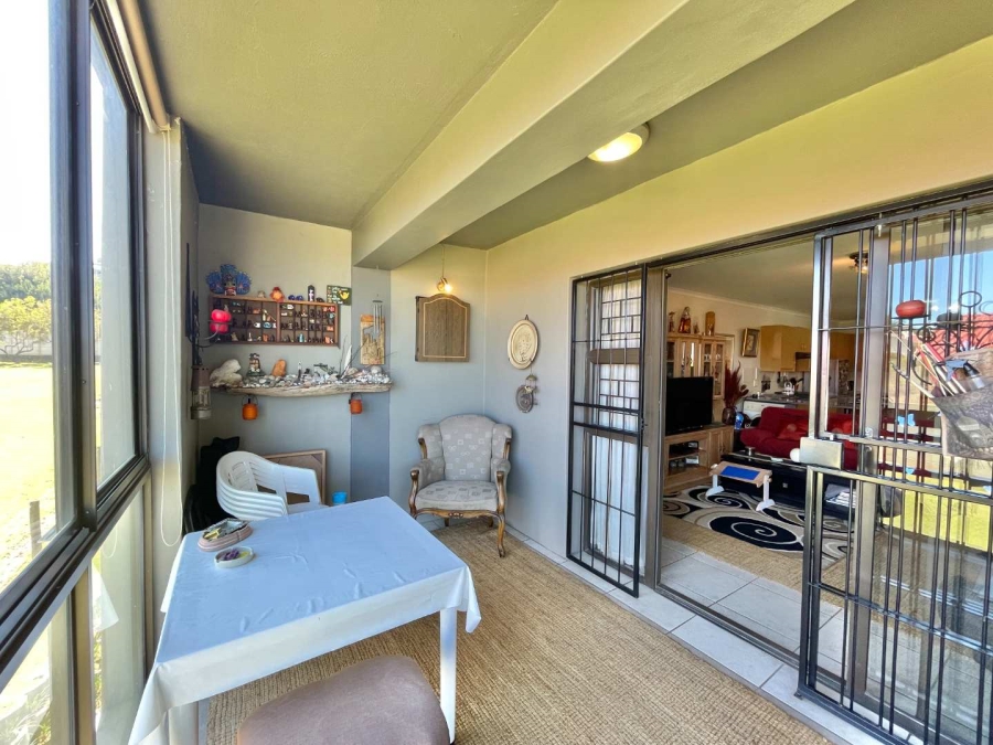 2 Bedroom Property for Sale in Hartenbos Central Western Cape